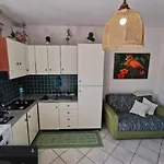 Cozy In Trinita Dagultu Near The Sea Apartamento